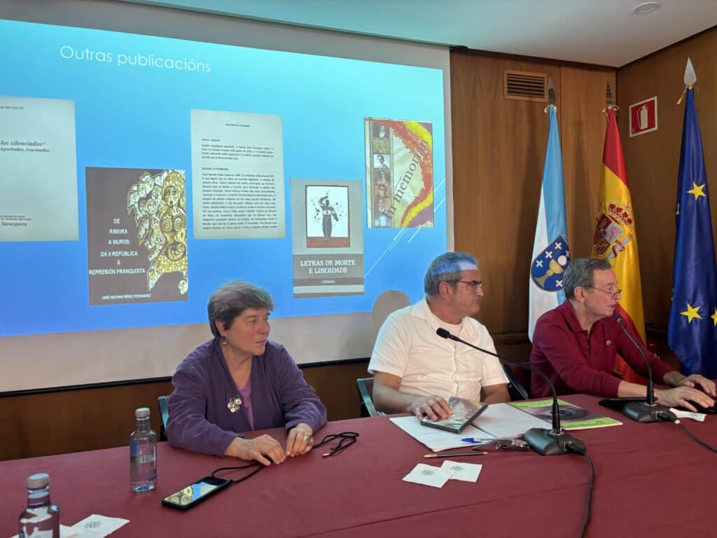 I Encontro de asociacións de memoria democrática no Pazo de Mariñan 2 IMG 4459